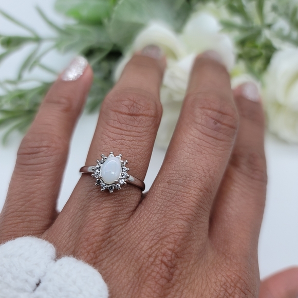 ❤️ CELESTINE RING - Picture 7 of 9